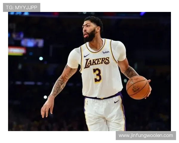 安东尼戴维斯表现出色14投8中砍下25分助球队获胜并贡献多项数据 安东尼戴维斯表现出色14投8中砍下25分助球队获胜并贡献多项数据